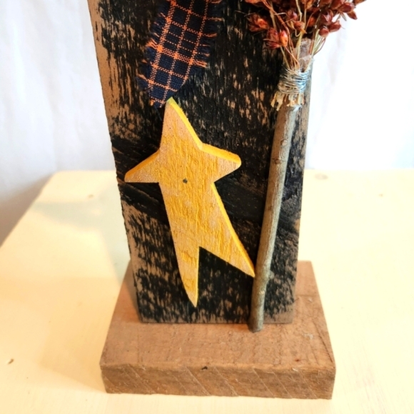 NEW! HANDMADE HALLOWEEN WOODEN WITCH FARMHOUSE PRIMITIVE 15"×6.5" - Picture 3 of 7